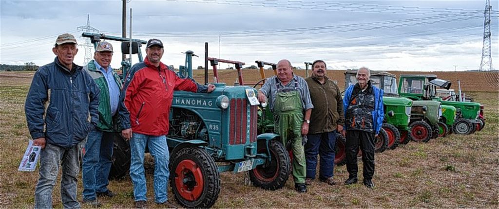 Schleppertreffen bereichert Backhausfest