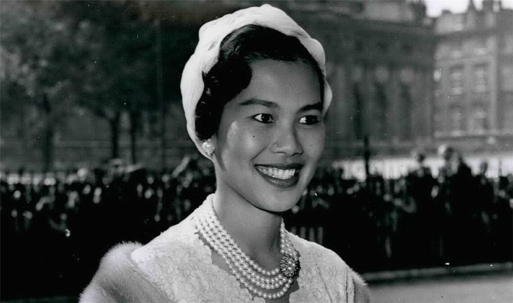 Eine echte Schönheit: Thailands Königin Sirikit 1960 bei einem Besuch in London.