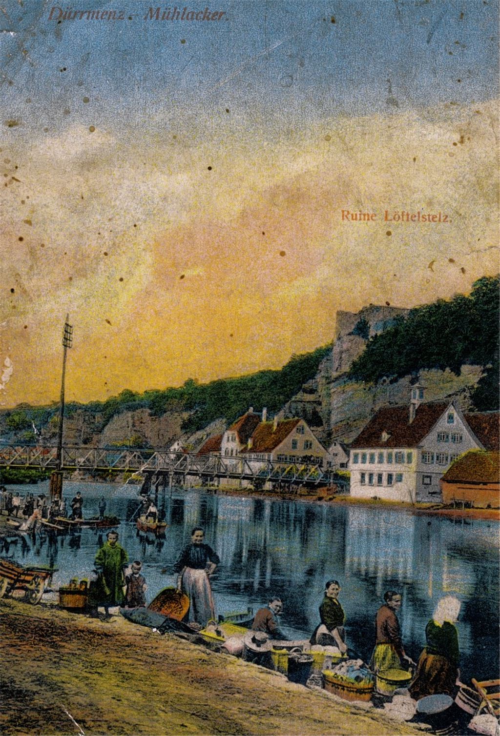 Eine historische Postkarte legt Zeugnis ab vom Waschen an der Enz.
