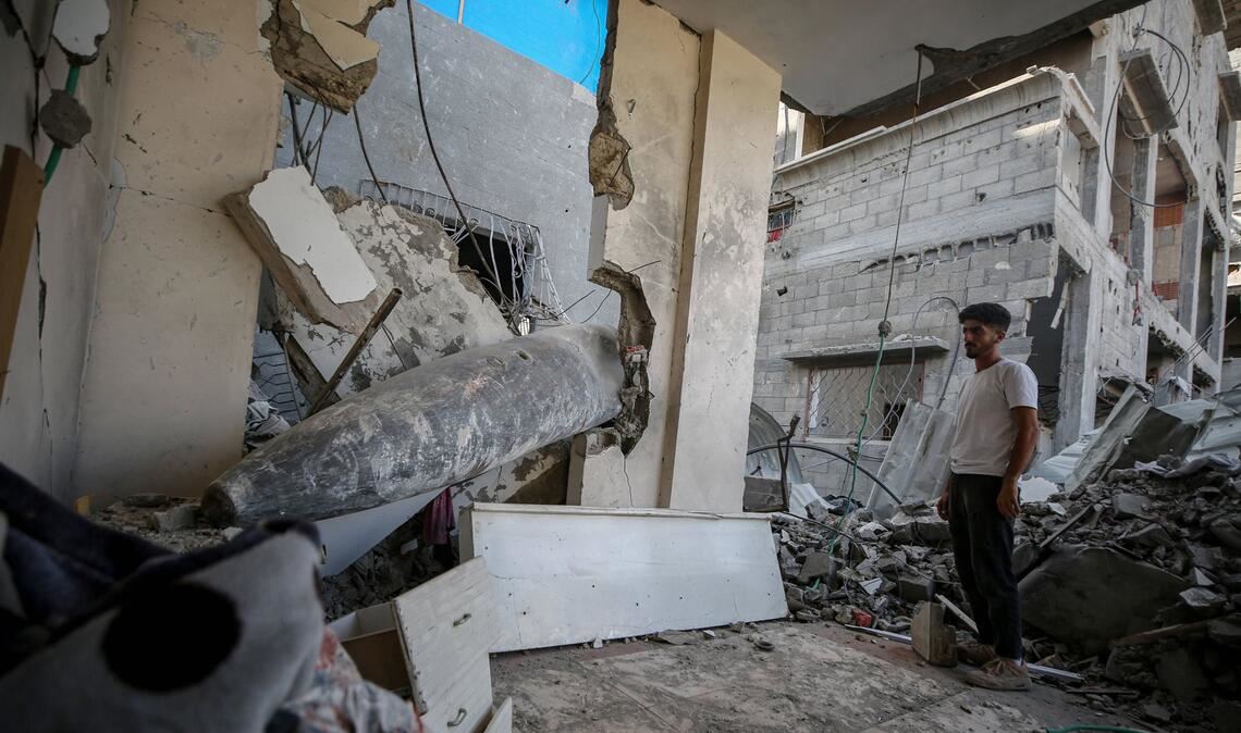 Eine nicht explodierte Bombe in Gaza: KI im Krieg birgt hohe Risiken und kann folgenschwere Fehlentscheidungen auslösen (Symbolfoto).