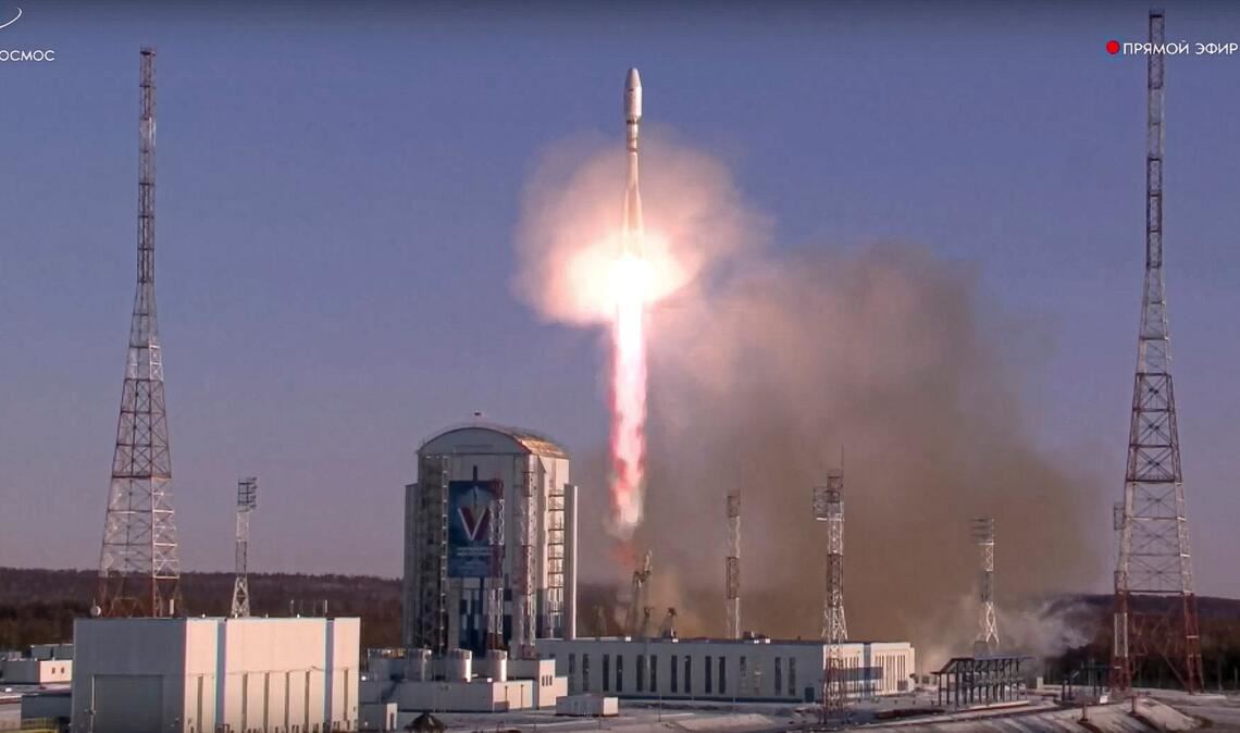 Eine russische Rakete hebt in den Weltraum ab. (Archivbild)