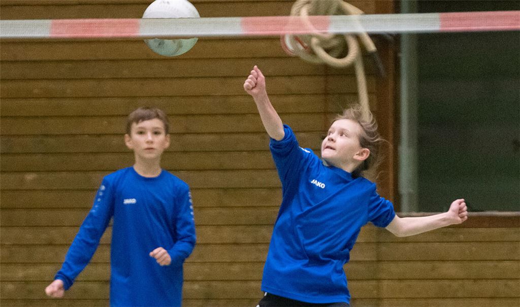 Eine starke Technik zeigt schon der Nachwuchs des TV Enzberg.