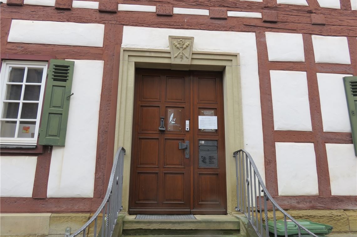 Eine verschlossene Tür am Faust-Museum: Dieser Anblick wird sich bald ändern. Foto: Becker