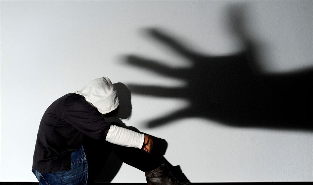 Einem 34-Jährigen aus Marburg wird vorgeworfen, Kinder sexuell missbraucht zu haben. Er wurde in Untersuchungshaft gebracht.