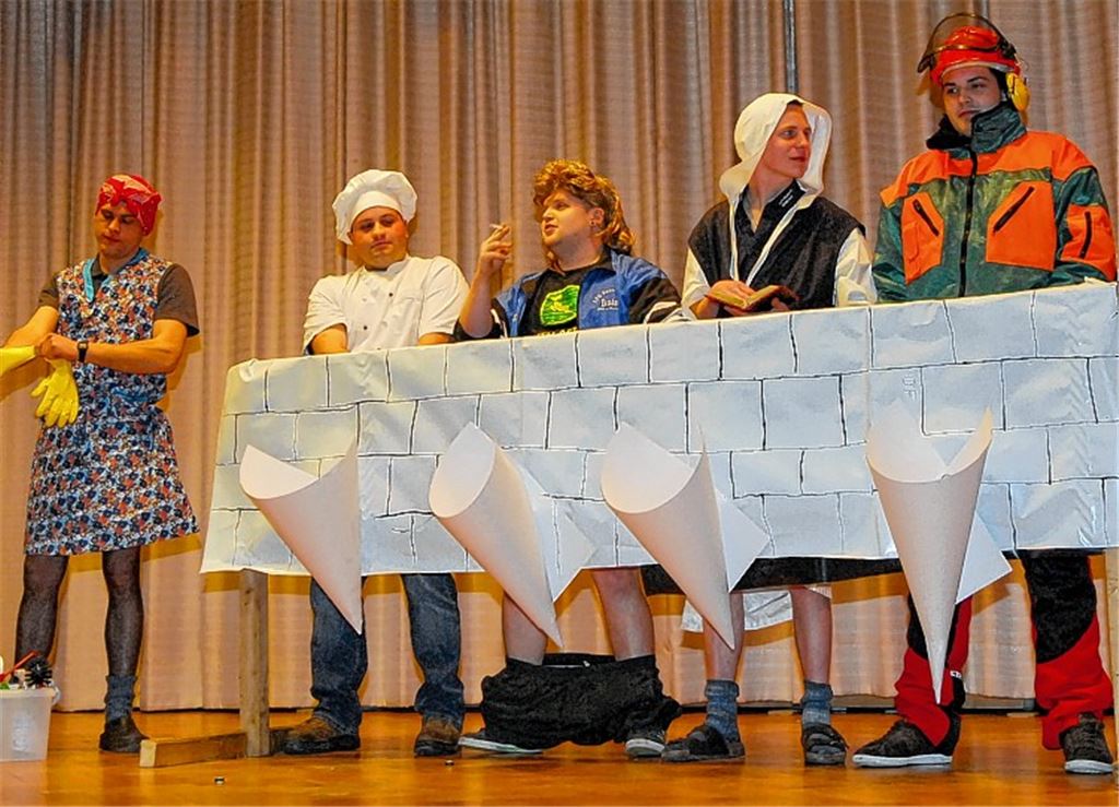 Einen Beitrag mit Einblicken vom „stillen Örtchen“ setzt die Landjugend in Szene.Foto: mars