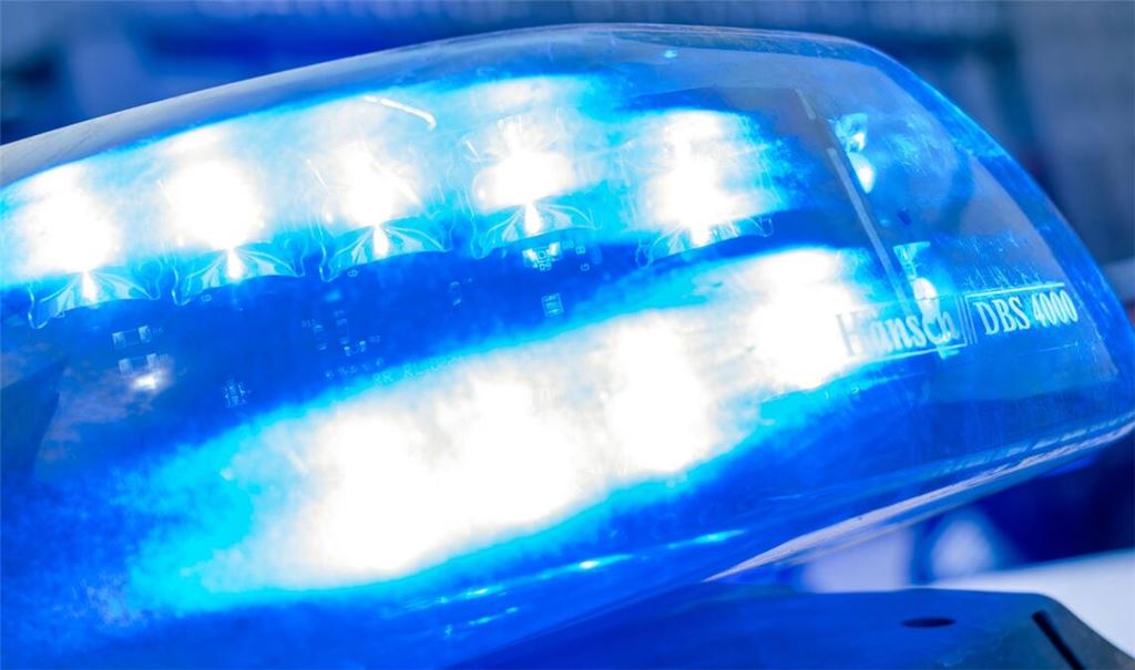 Einen Tag nach einem Unfall bei Breisach ist ein Mann gestorben (Archivbild).