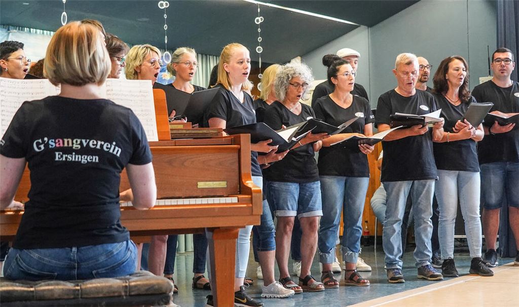 Einer der vier Gastchöre ist das „Stimmwerk“ des Ersinger G’sangvereins, der zum ersten Mal in Ölbronn beim Liederkranz auftritt. Foto: Roller