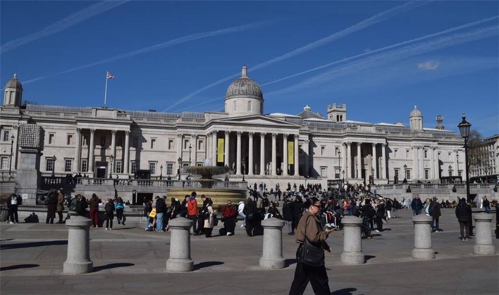 Eines von vielen Museen in der britischen Hauptstadt: die National Gallery am Londoner Trafalgar Square.