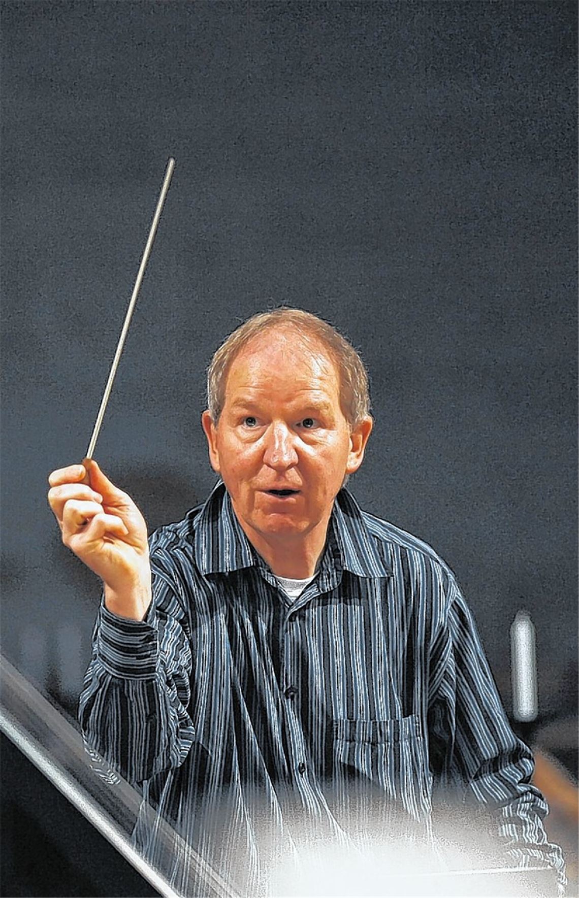 „Einige Etappen sind erreicht, wir sind aber noch nicht am Ziel“, kommentiert der künstlerische Leiter der Klosterkonzerte, Jürgen Budday, den Beschluss für einen höheren Zuschuss der Stadt Maulbronn zur Klassikreihe gegenüber unserer Zeitung. Mit Blick auf die Gemeinderatsdebatte, die offenbarte, dass die Stadträte Aufklärungsbedarf hinsichtlich der Finanzstruktur des Festivals hatten, sieht Budday seinerseits keine Versäumnisse. „Ich habe seit 2006 darauf hingewiesen, was Sache ist.“ Wenn, dann hätte die Seminarstiftung den Rat informieren müssen. 