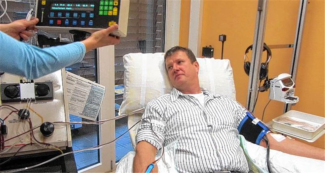 Einsatz als Lebensretter in Dresden: Dank der Stammzellenspende des Schönenbergers Frank Jaggy kann ein 40-Jähriger in Kanada neue Hoffnung im Kampf gegen die Leukämie schöpfen.