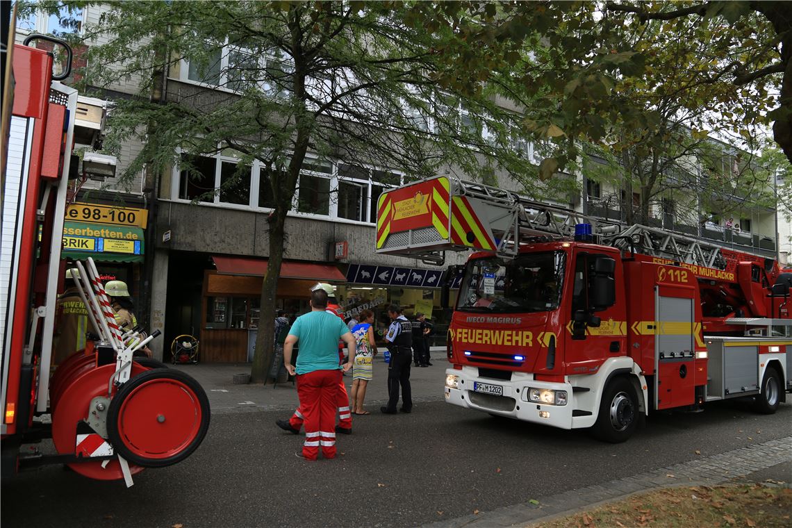 910_0008_116357_mar_Brand_Bahnhofstrasse_1