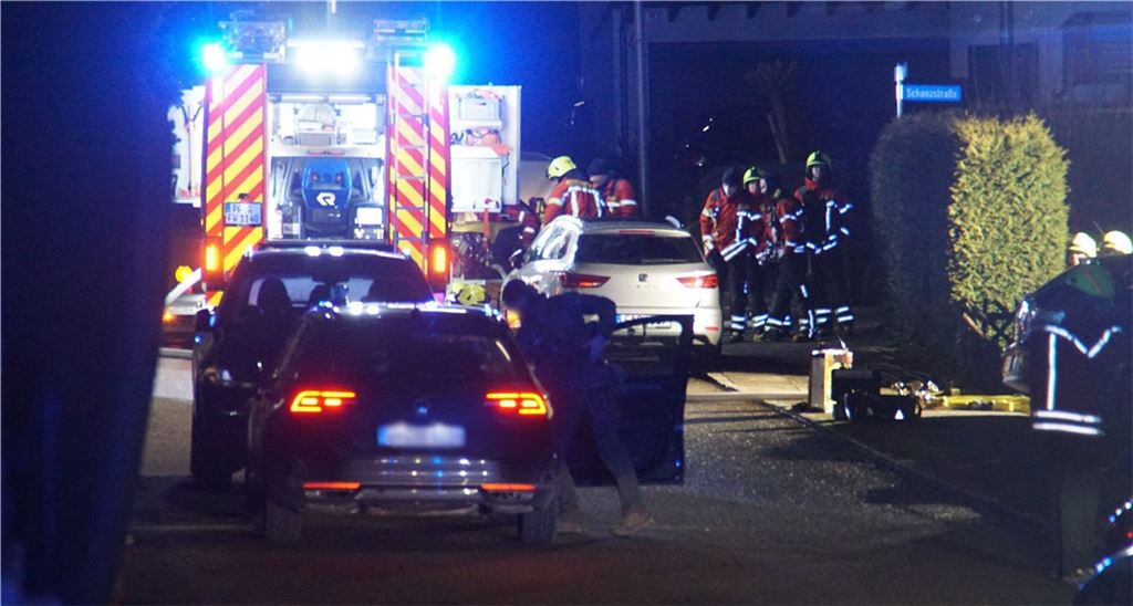 Einsatz in Niefern: Nach einem häuslichen Streit kommt es zu zwei Explosionen. Foto: sdmg