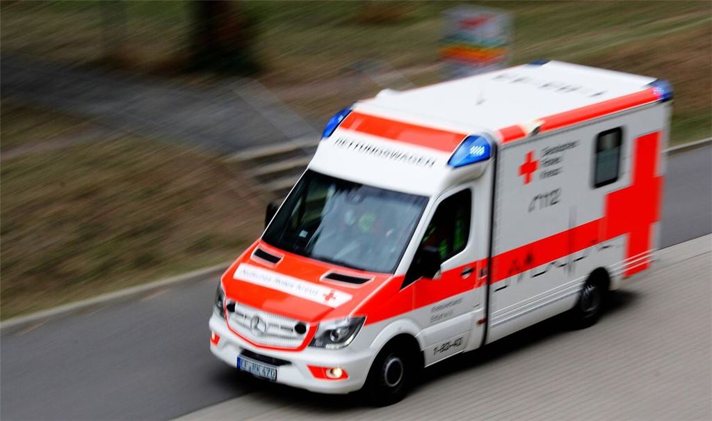 Einsatz in einem Einkaufszentrum in Essen: Fünf Menschen werden auf einem Parkdeck verletzt (Symbolfoto).