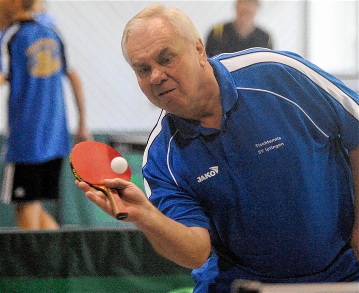Einziger Teilnehmer des SV Iptingen im eigenen Aktiventurnier: Alfred Mayer belegt mit Andy Wagner (Nussdorf) Rang fünf.