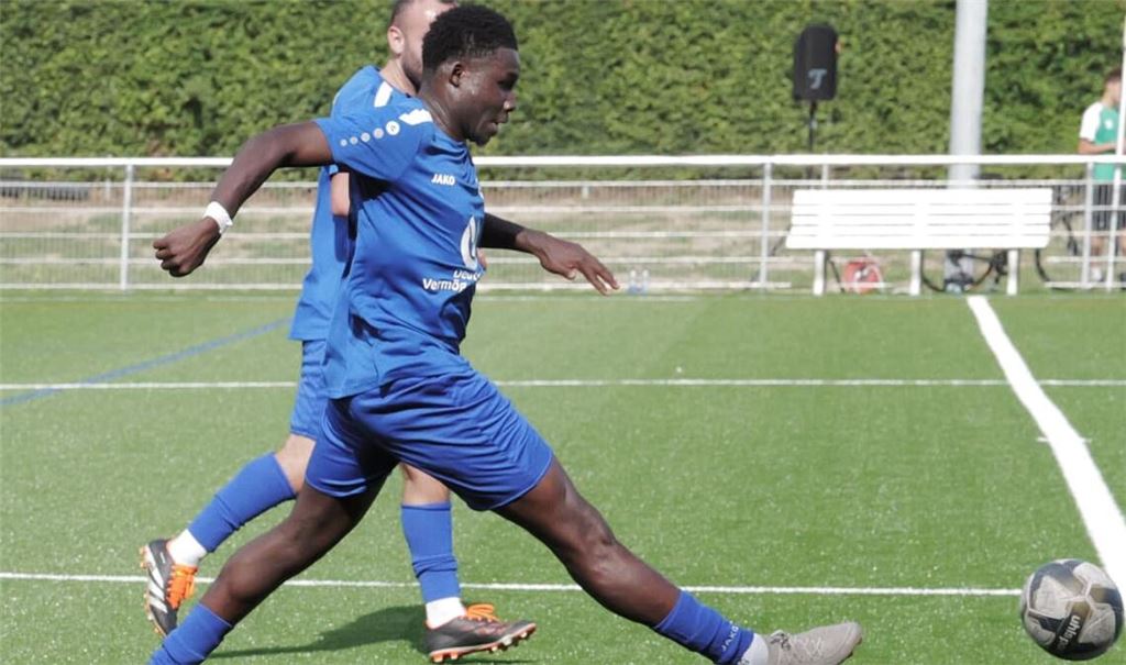 Elias Tweneboa eröffnete am Sonntagnachmittag den Torreigen für GFV Ermis Metanastis Stuttgart, seine Mitspieler sollten noch zehn weitere Treffer folgen lassen.