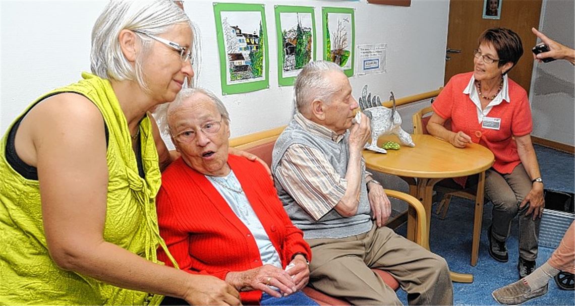 Helferinnen spielen wichtige Rolle