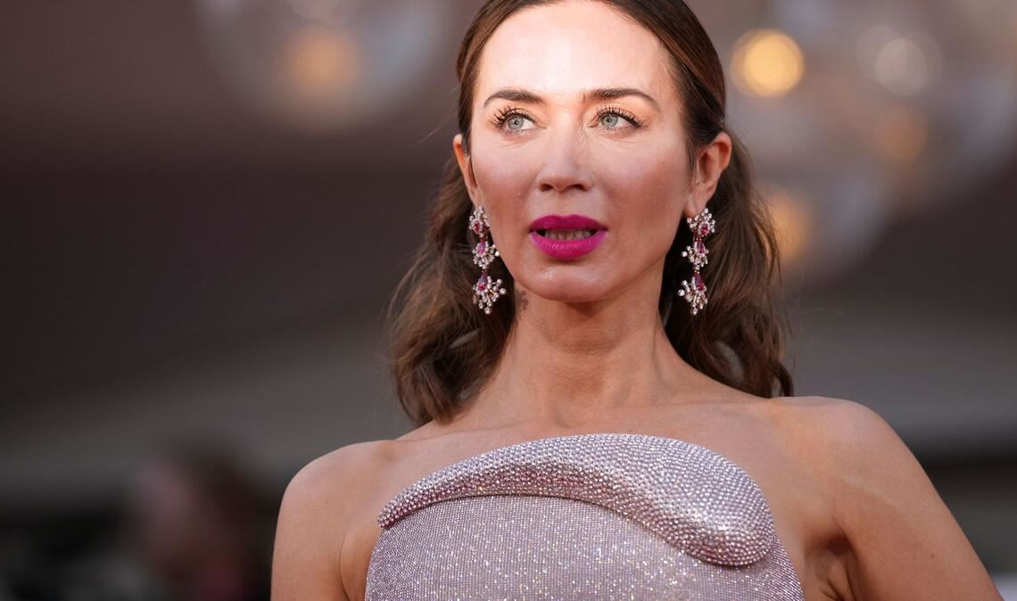 Dwayne Johnson weint - "Ob ich ein Softie bin? Ja!" Emily Blunt spielt die Freundin von Mark Kerr in "The Smashing Machine".