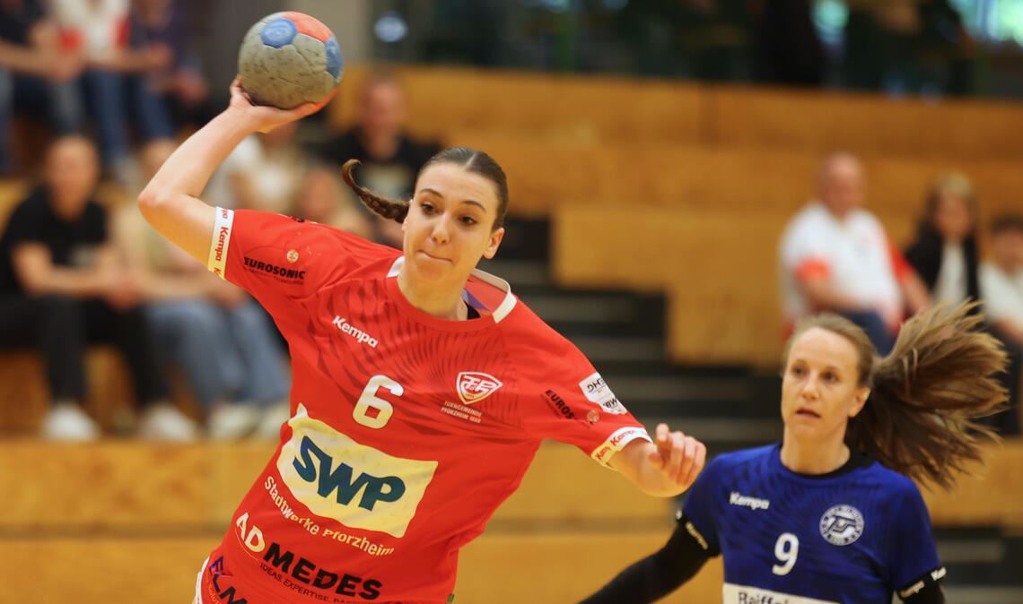 Emily Haar bei einem ihrer Treffer. Foto: Müller