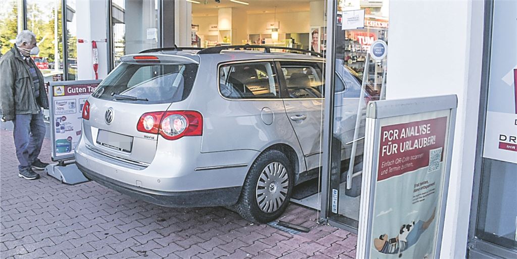 Ende eines Parkversuchs im Gebiet Buckenberg in Pforzheim. Foto: Myroshnichenko