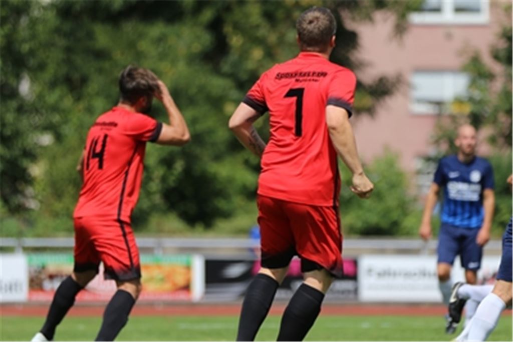 Endlich wieder Fußball für die Roten aus Mühlacker. Archivfoto: Huber