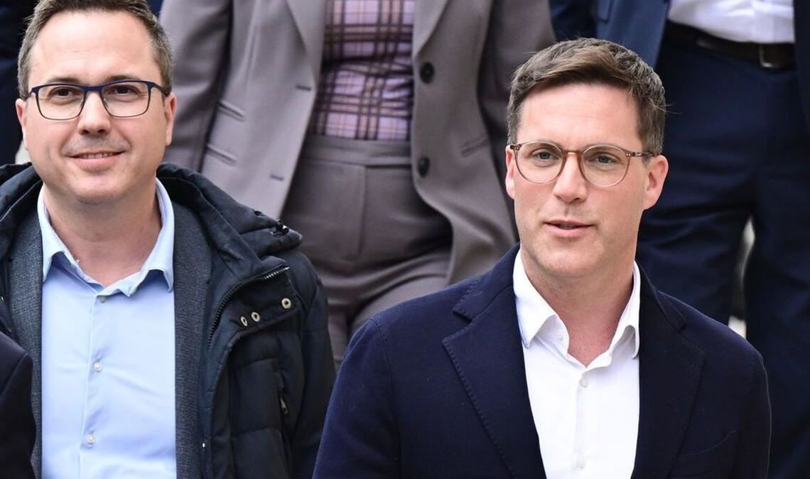 Eng an der Seite von CDU-Chef Hagel: Andreas Deuschle bei den  Koalitionsverhandlungen