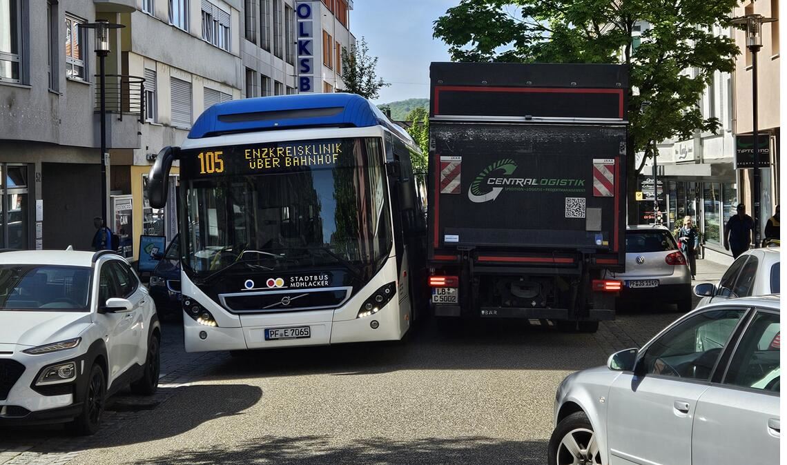 Eng geht es zu in der Stadtmitte. Foto: Schulz