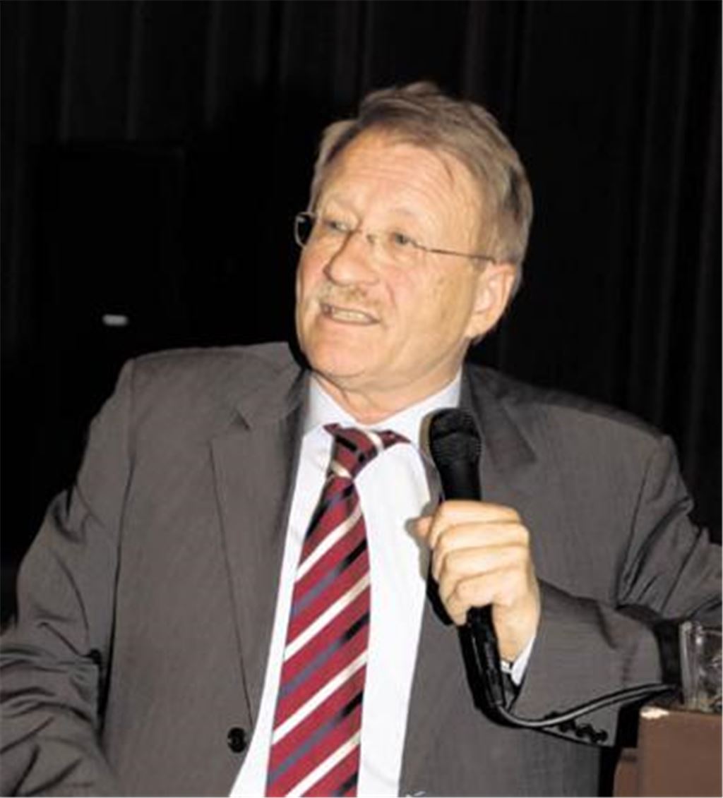 Engagierter Fürsprecher: Der Landespolitiker Wolfgang Drexler wirbt als ehrenamtlicher Sprecher des Bahnprojekts im Mühlacker Uhlandbau für die Milliardeninvestitionen in Stuttgart 21. Foto: Franz