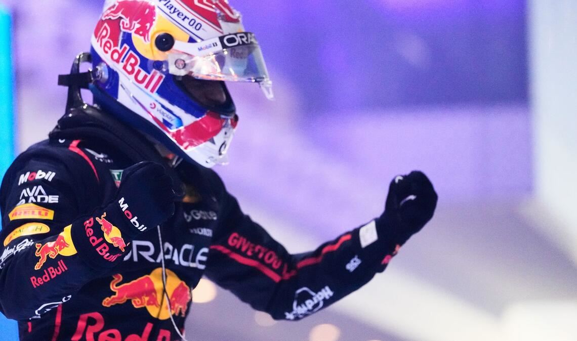 Er kann es doch noch schaffen - in Abu Dhabi geht es um den Titel.