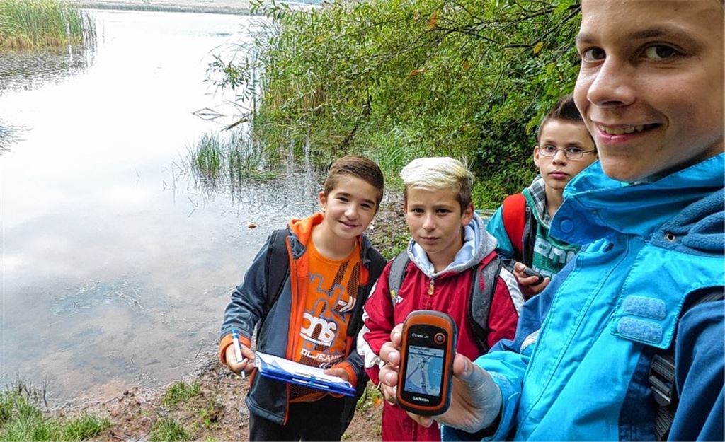 Eren Camalan, Ajet Gjnovci, Marvin und Kevin Klatt sind am Roßweiher gelandet.Foto: Roth