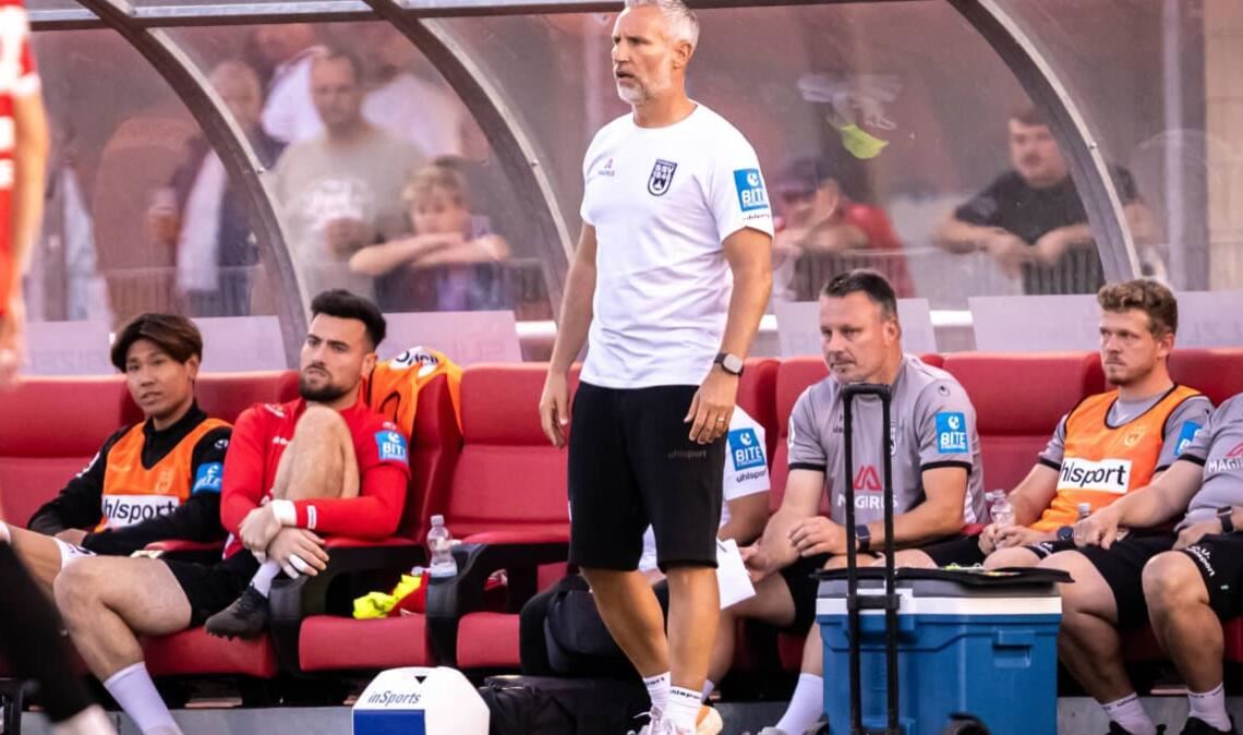 Erfolgreich im WFV-.Pokal: Interimscoach Timo Wenzel und die Ulmer Spatzen