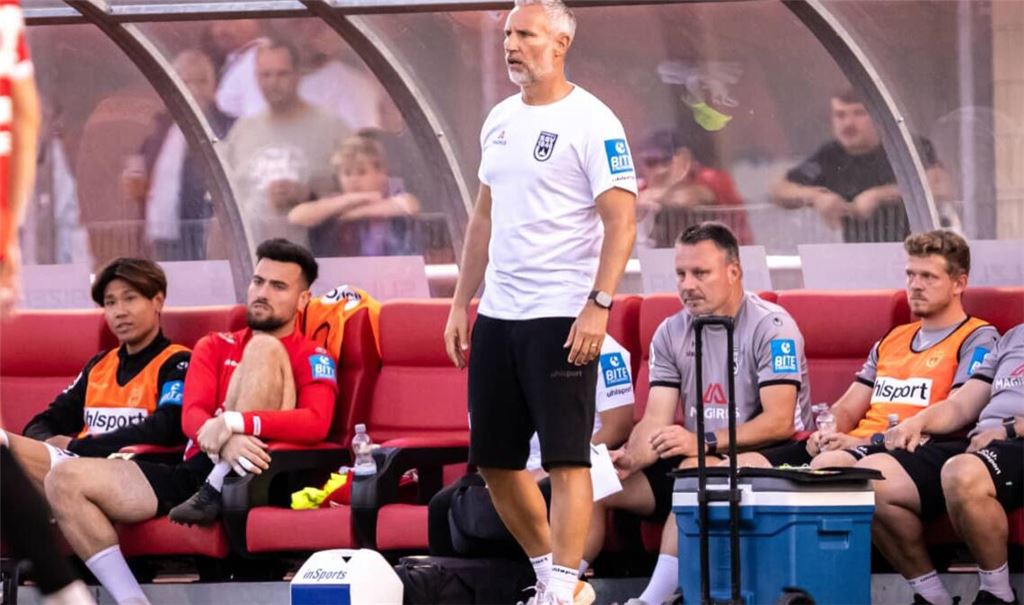 Erfolgreich im WFV-.Pokal: Interimscoach Timo Wenzel und die Ulmer Spatzen