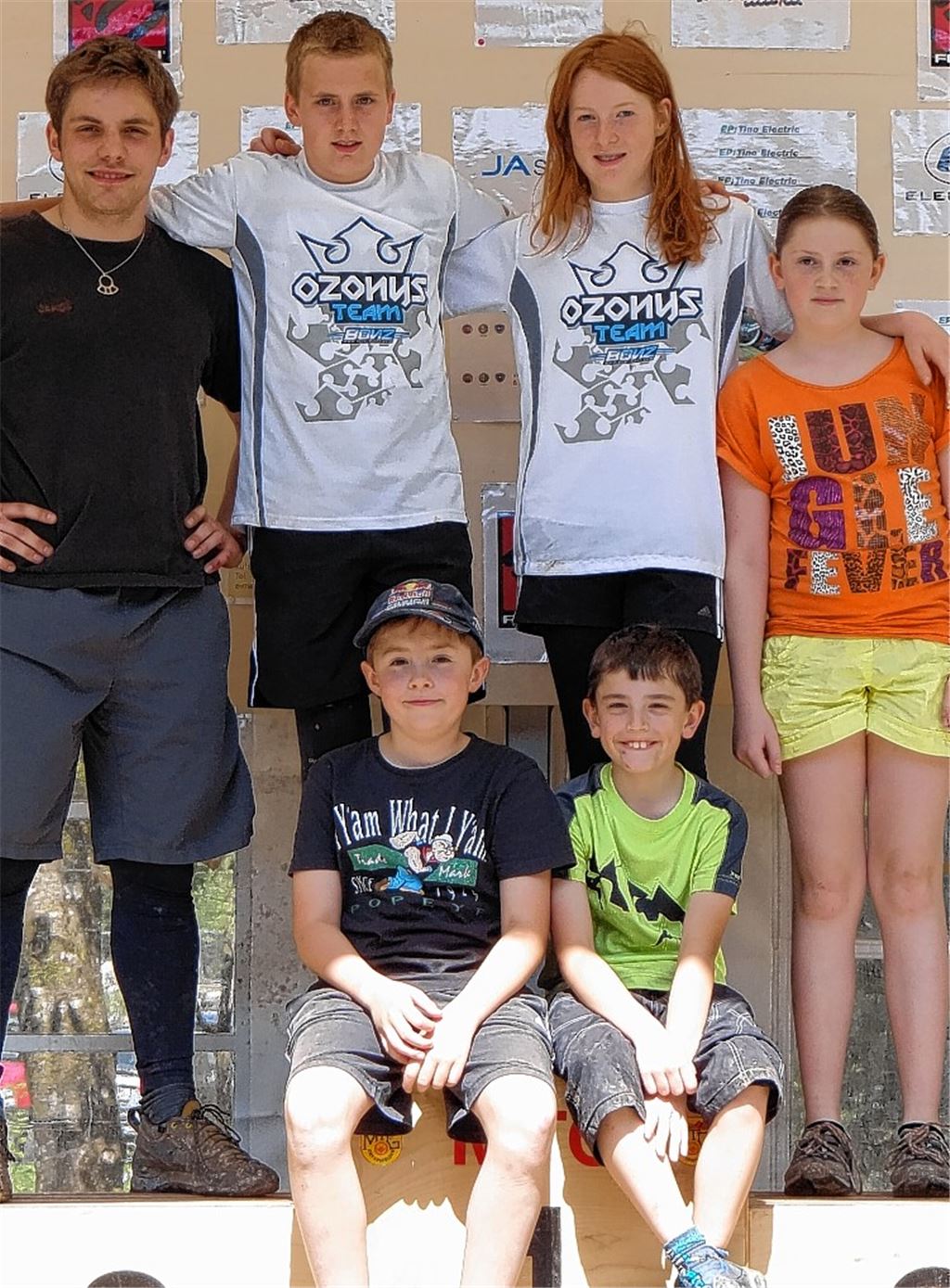 Erfolgreiche DM-Starter des RMSC Ölbronn: Kai Lorenz, Jonas Friedrich, Nina Reichenbach, Lea Hermann (oben v. li.), Leon Weihing, Melvin Herrmann (vorne.v. li.). Foto: privat