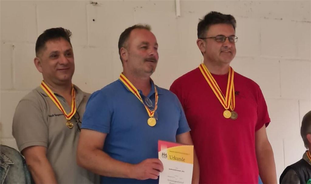 Erfolgreiche Pforzheimer Schützen: Nezir Beganovic, Philipp Lichtenfels und Emil Treuer (v.li.).