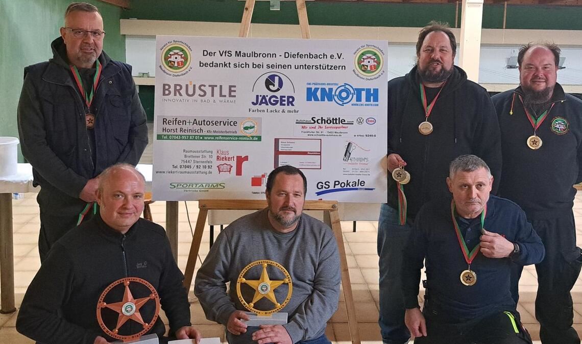 Wer gewinnen will, muss schnell schießen können Erfolgreiche Schützen beim Turnier des VfS Maulbronn-Diefenbach. Foto: privat