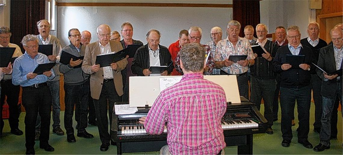 Weißwurst-Frühschoppen mit Musik kommt bestens an