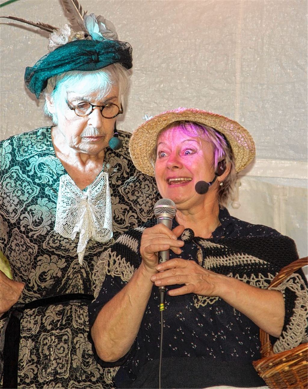 Erfolgreicher Auftritt im „Nachtwächter“: Gertrud Eckstein und Ruth Zwickel.