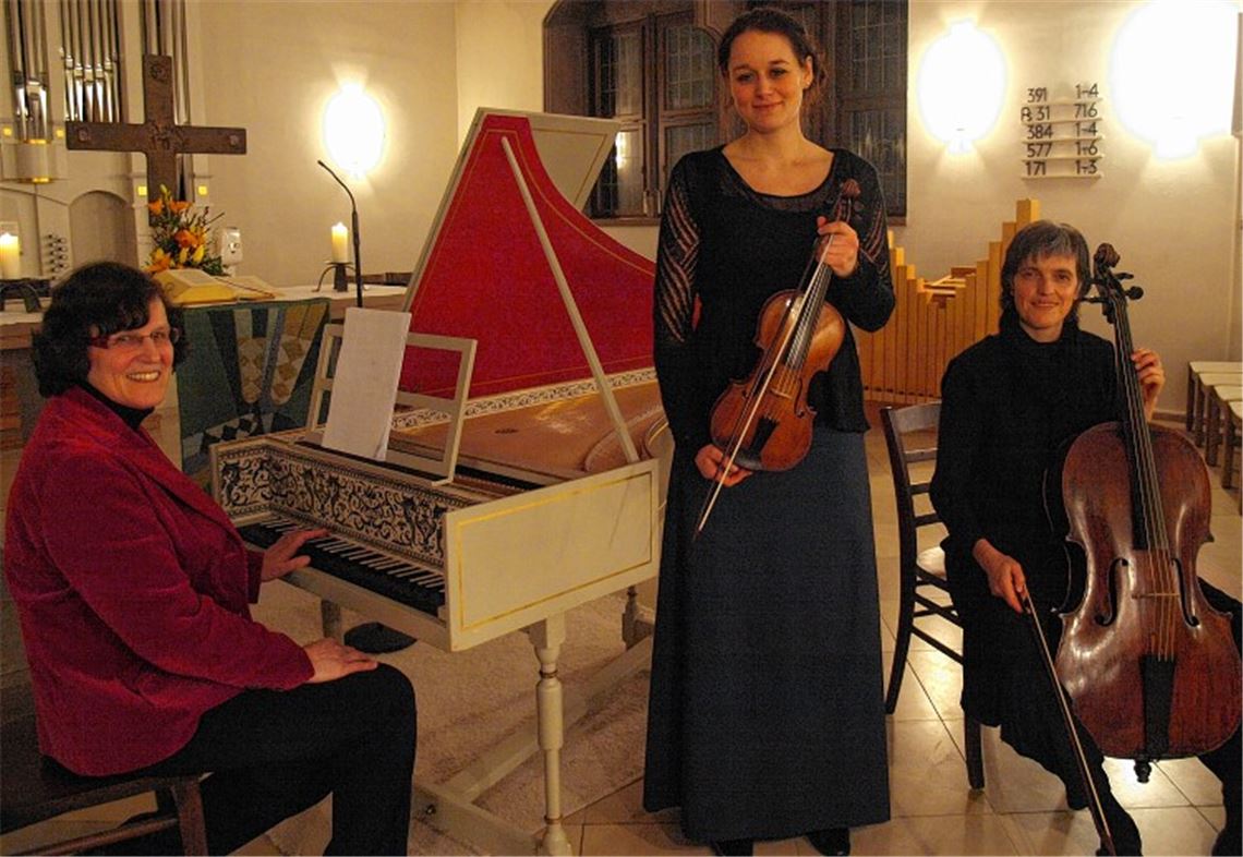 Erika Budday (v.li.), Dietlind Mayer und Barbara Noeldeke bringen Barockwerke zu Gehör.Foto: Filitz