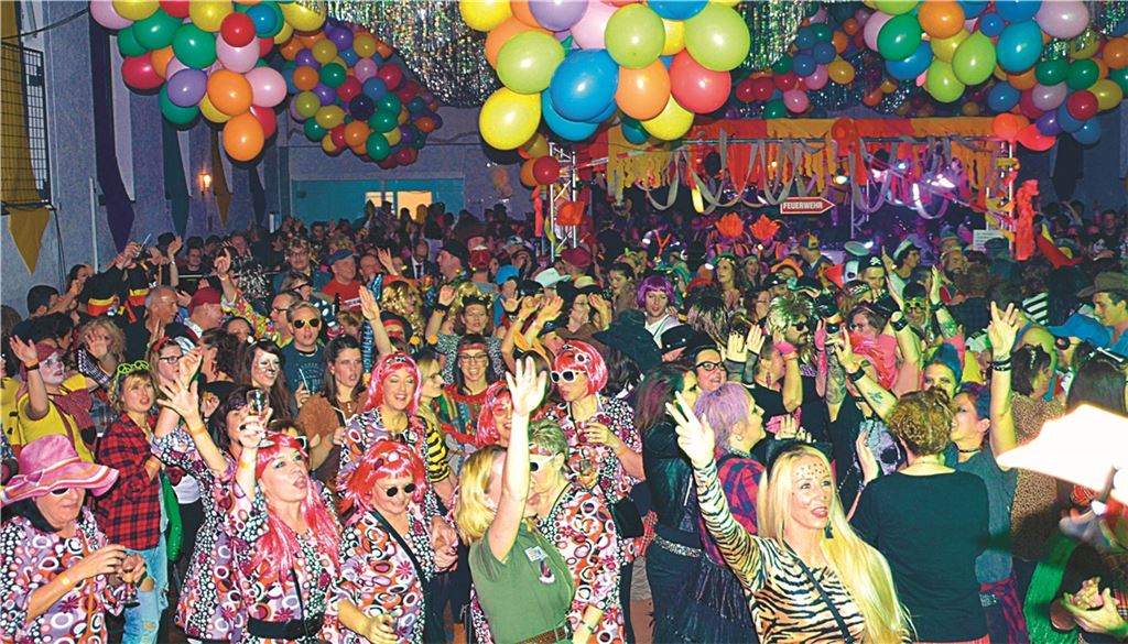 Erinnerung an die Enzberger Faschingsparty im Februar vergangenen Jahres, als die Corona-Pandemie noch weitgehend eine chinesische Angelegenheit schien.Archivfoto: Stahlfeld