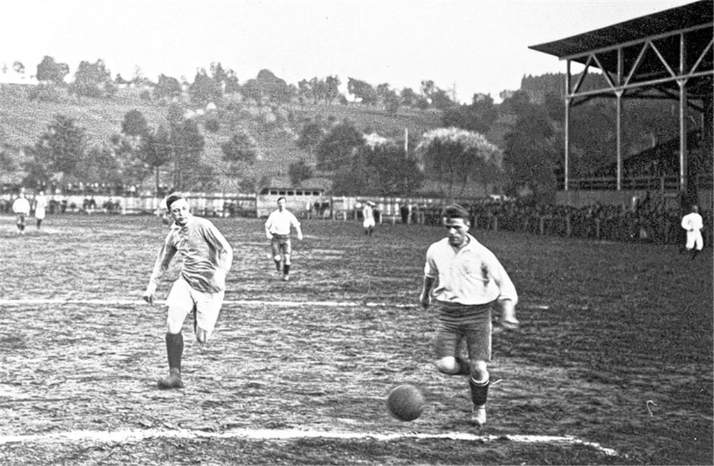 Stadtarchiv erinnert an den Fußball von damals
