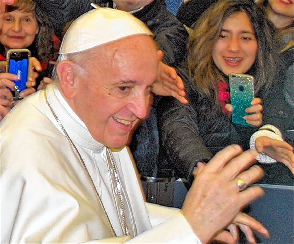 Enzberger erleben Papst mit Humor