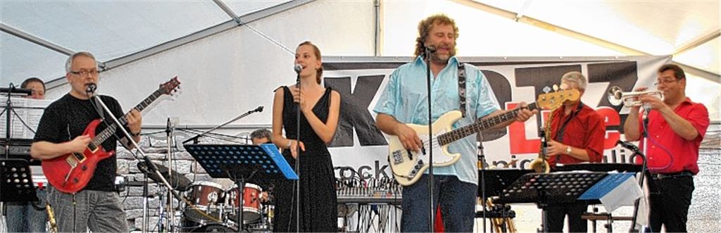 Erst der zweite Auftritt und schon ein Publikumsmagnet: „Klotz-live“.