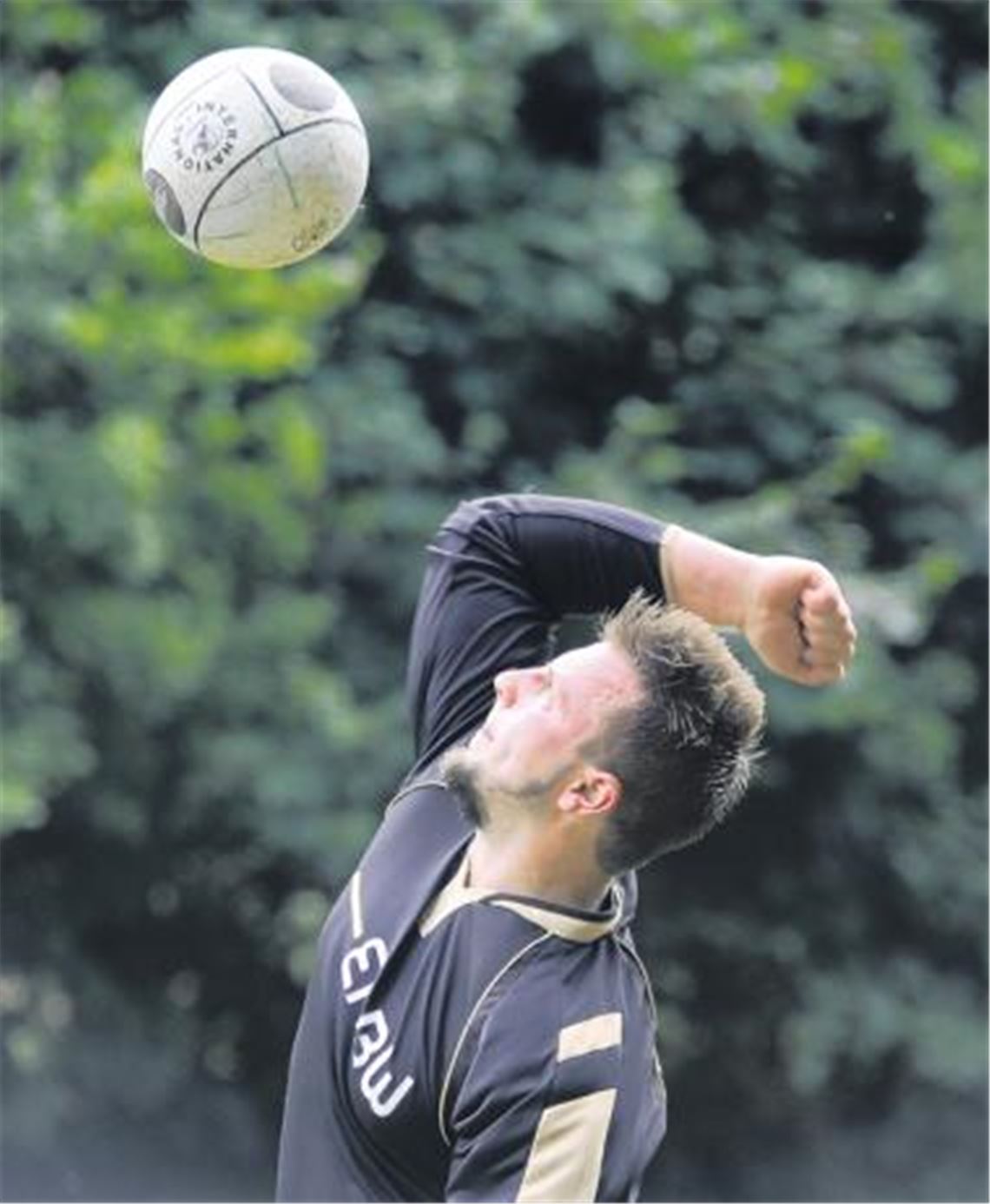 Erst mit dem allerletzten Schlag steht der Aufstieg für den TSV Kleinvillars fest.
Foto: Fotomoment