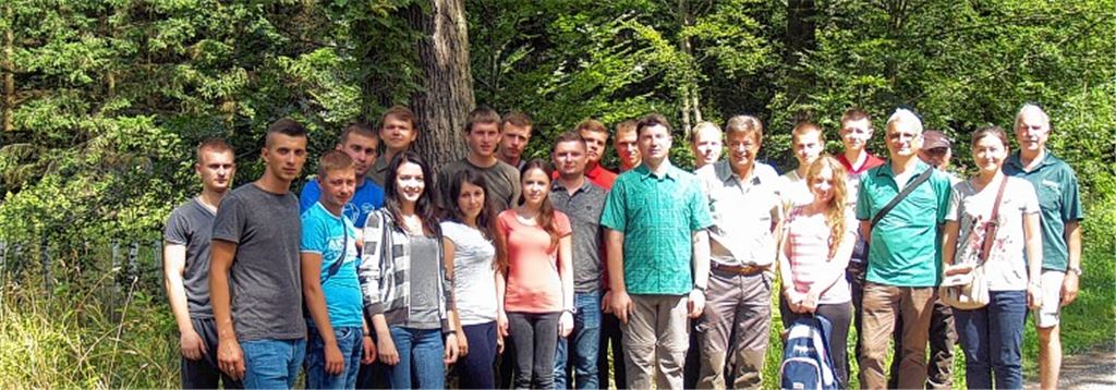 Ukrainische Forststudenten besuchen die Region