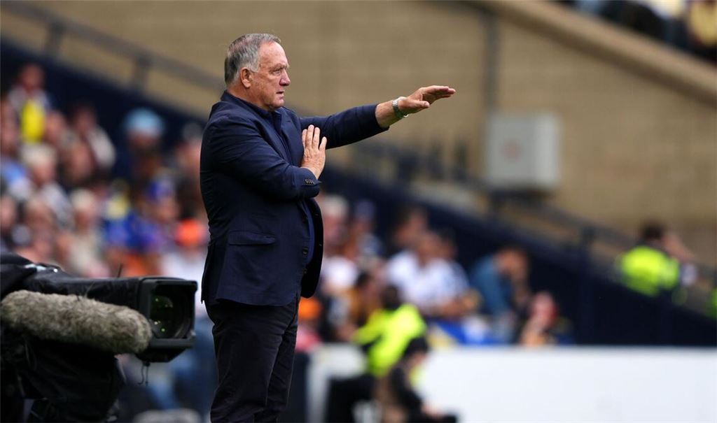 Erster Sieg unter Trainer Dick Advocaat nach dessen Comeback an der Seitenlinie: Curaçao besiegte Aruba mit 4:0.