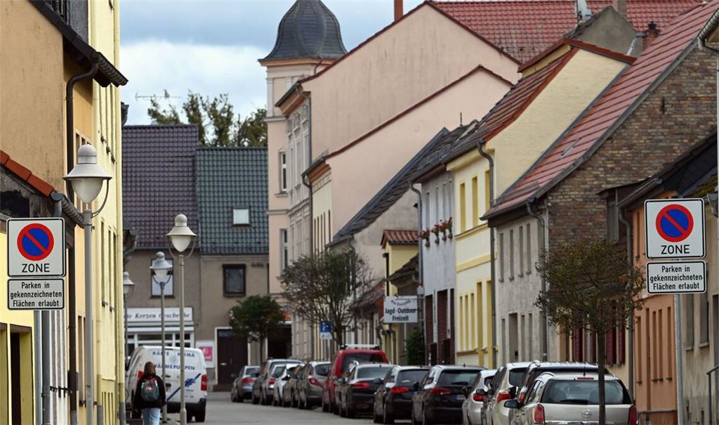 Erstmals ist ein AfD-Kandidat zum hauptamtlichen Bürgermeister einer Stadt in Brandenburg gewählt worden (Symbolfoto).