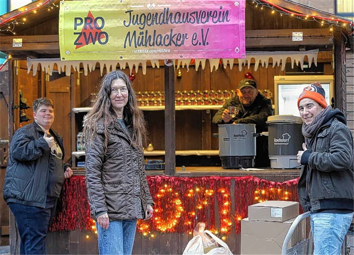 Weihnachtsmarkt öffnet Pforten