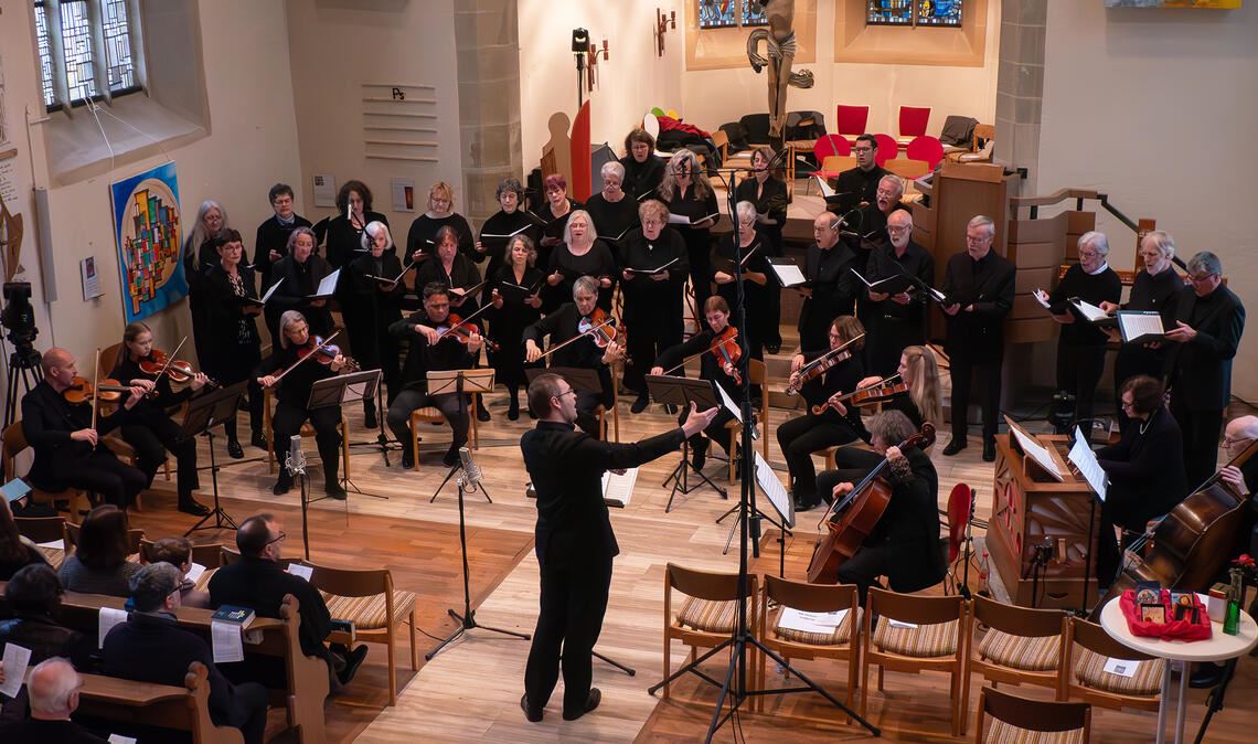Es gehört zur festen Tradition, dass die Musik im Zentrum des Illinger Karfreitags-Gottesdienst steht. Dieses Jahr musizieren der evangelische Kirchenchor, mehrere Solisten und das Maulbronner Kantatenorchester. Foto: Friedrich