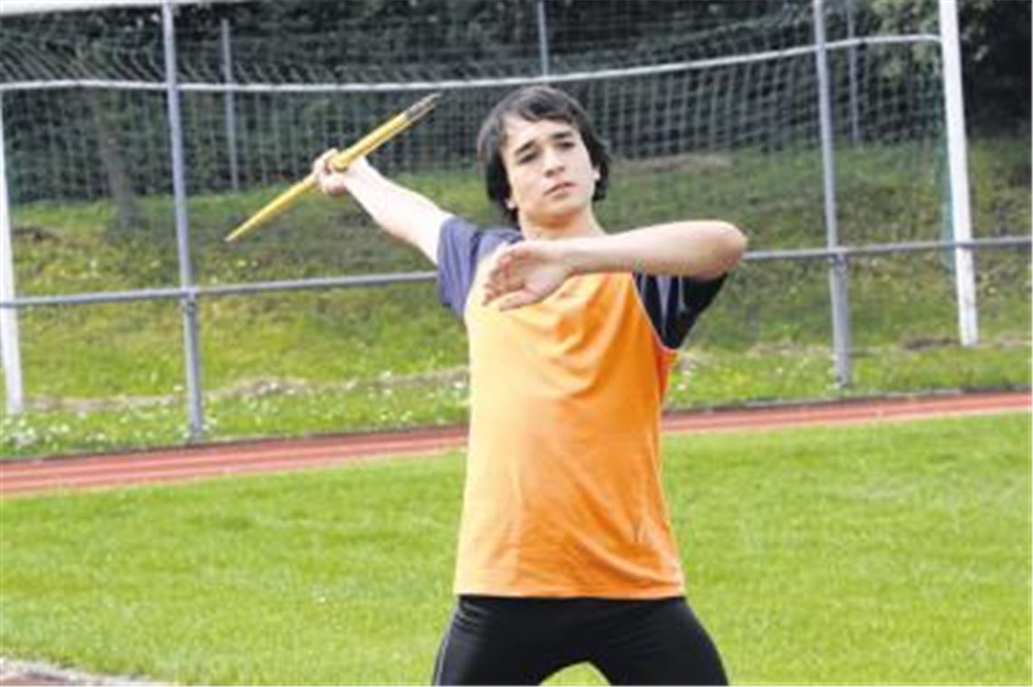 Es gibt immer noch etwas zu verbessern: Dass die eigene Technik niemals ausgereift ist, fasziniert Speerwerfer Johannes Krämer so an seiner Disziplin.
Foto: Eigner