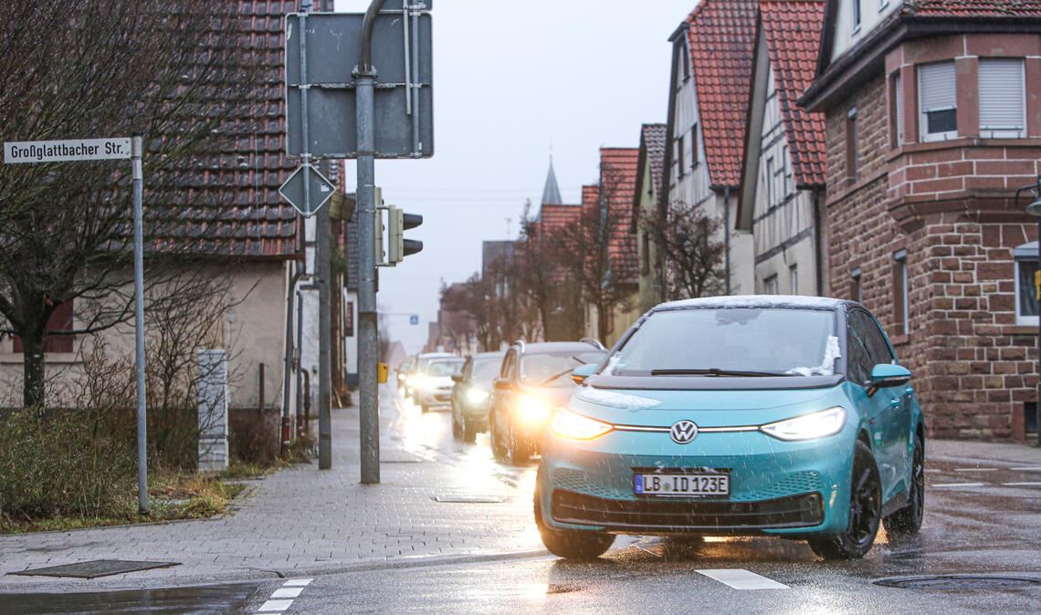 Es ist nur noch eine Frage von wenigen Wochen, bis auf der Ortsdurchfahrt in Pinache eine Temporeduzierung auf 30 Stundenkilometer eingeführt wird. Foto: Archiv