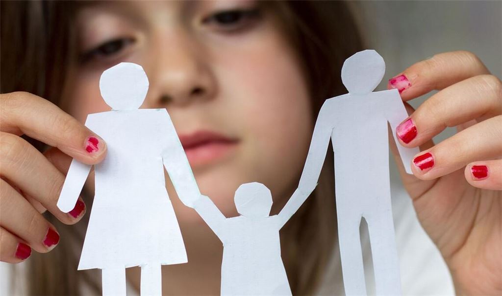 Es ist wichtig, den Kindern zuzugestehen, dass sie den anderen Elternteil vermissen dürfen.